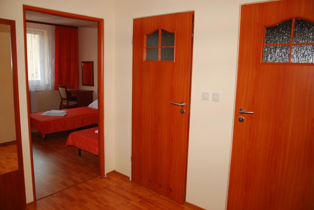 Osrodek Scsk Optima Aparthotel Krasków Δωμάτιο φωτογραφία