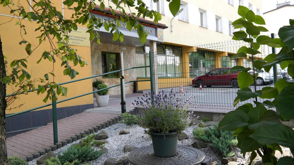 Osrodek Scsk Optima Aparthotel Krasków Εξωτερικό φωτογραφία